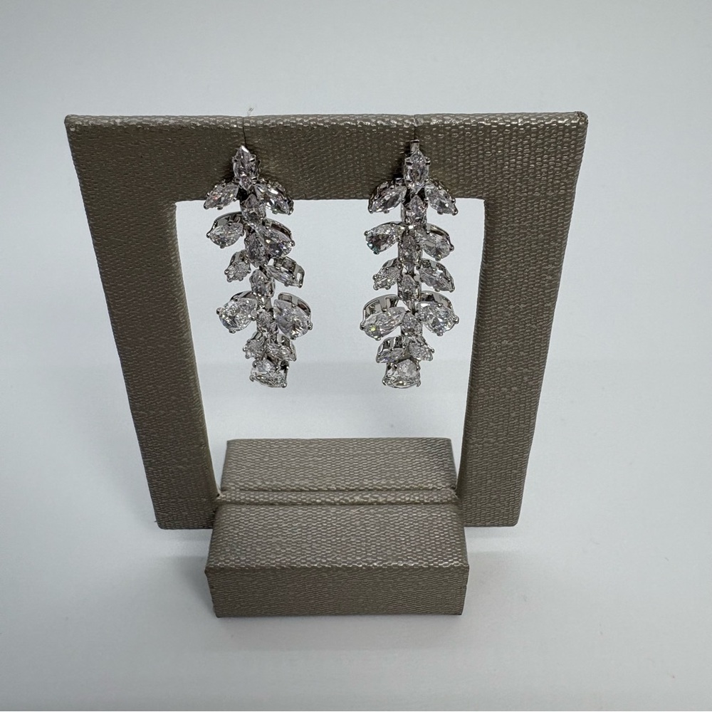 Clear Cubic Zirconia Dangle Drop Bridal Wedding Pageant Silver Tone Earrings